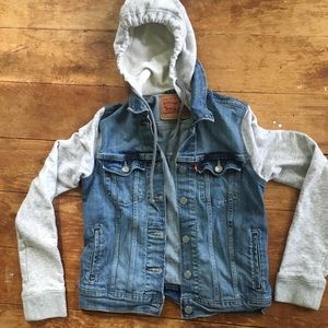 Levi’s women’s denim jacket hybrid